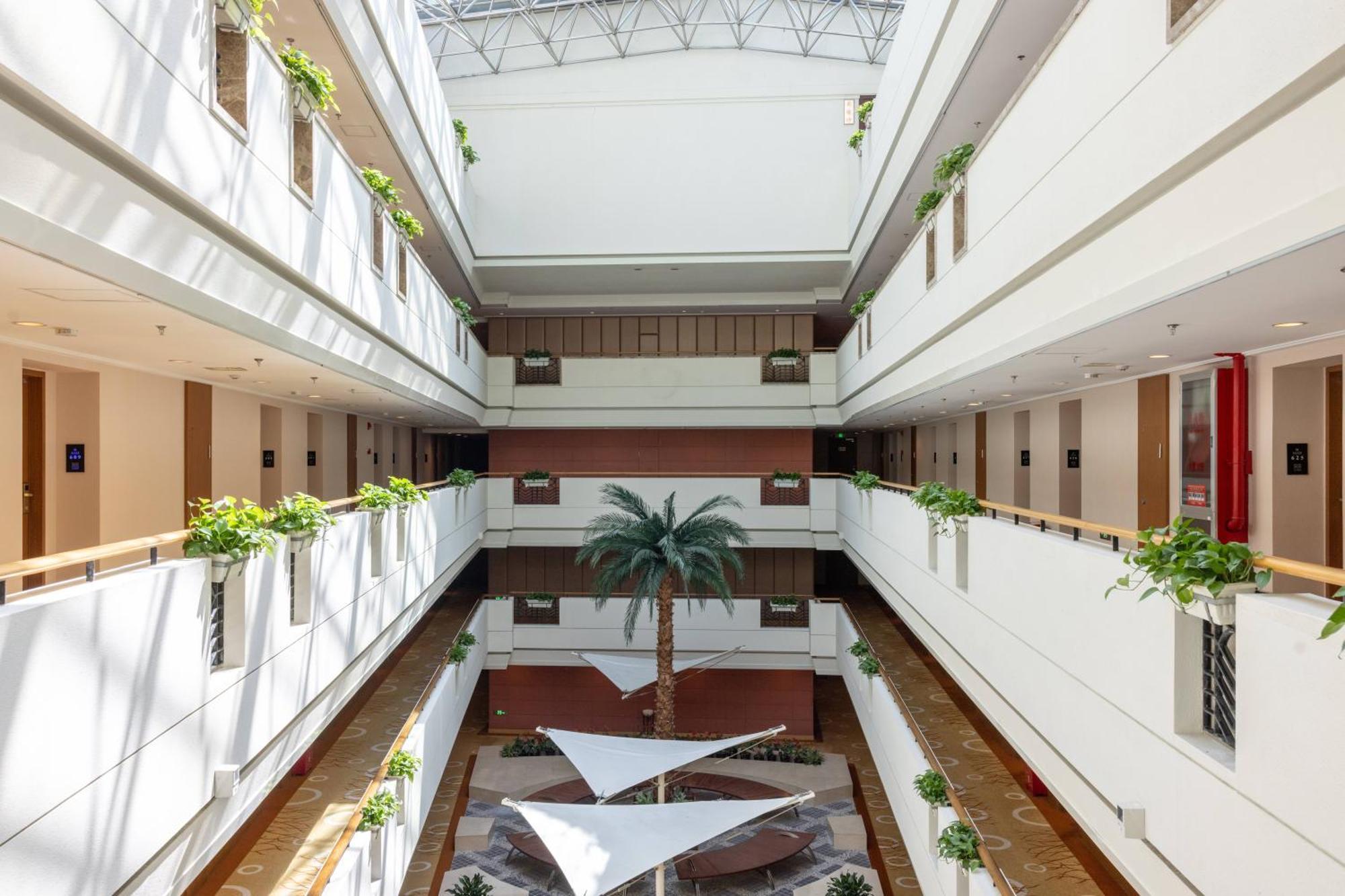 Mason Hotel Шанхай Экстерьер фото