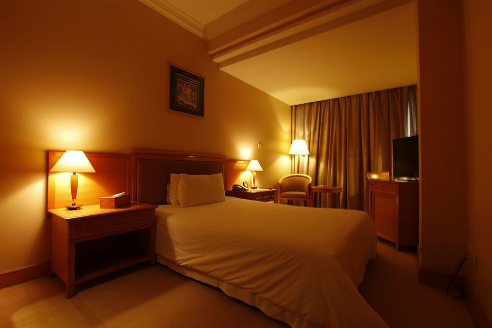 Mason Hotel Шанхай Экстерьер фото